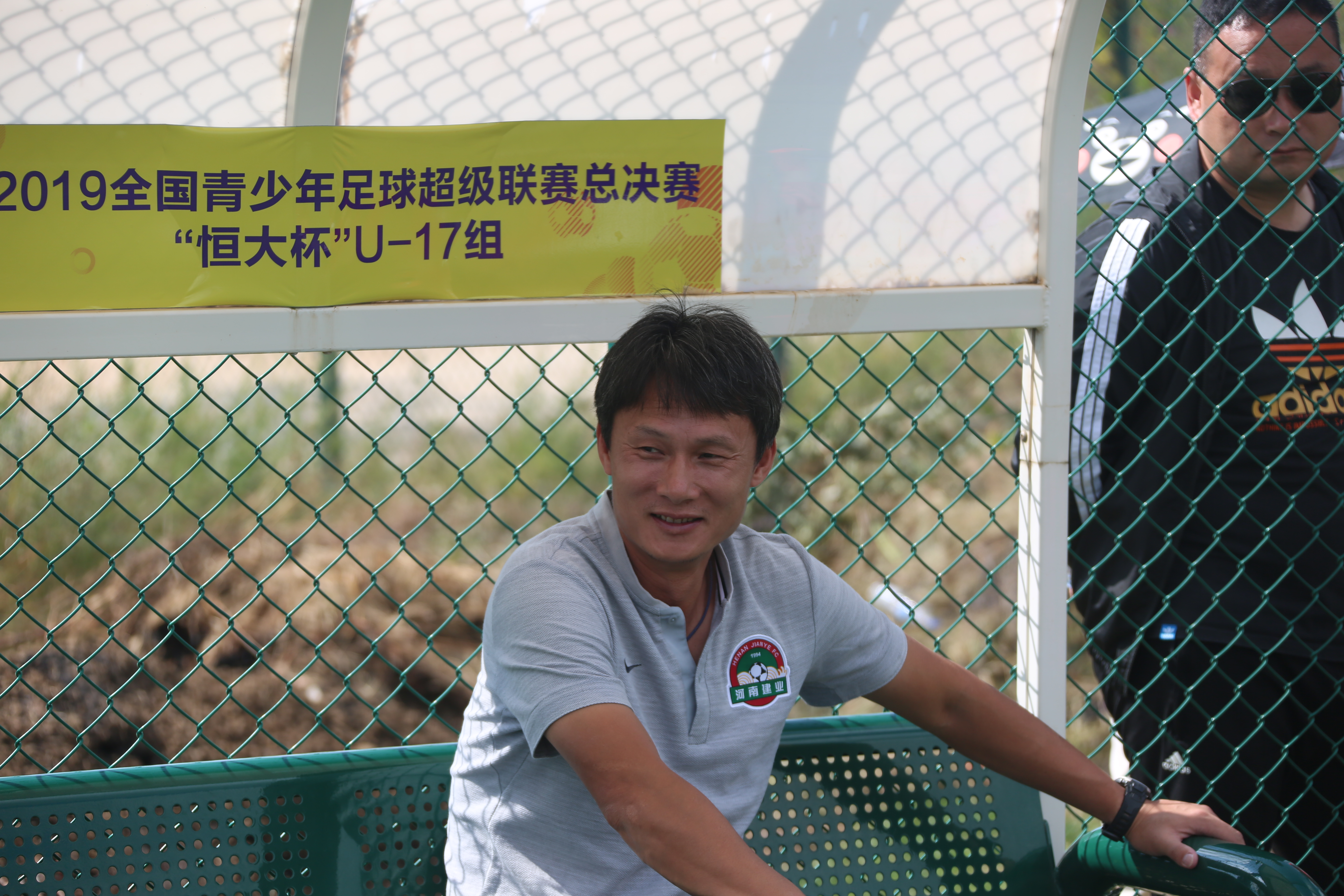 关于阿贾克斯风华彪悍，八强晋级无阻挡的信息